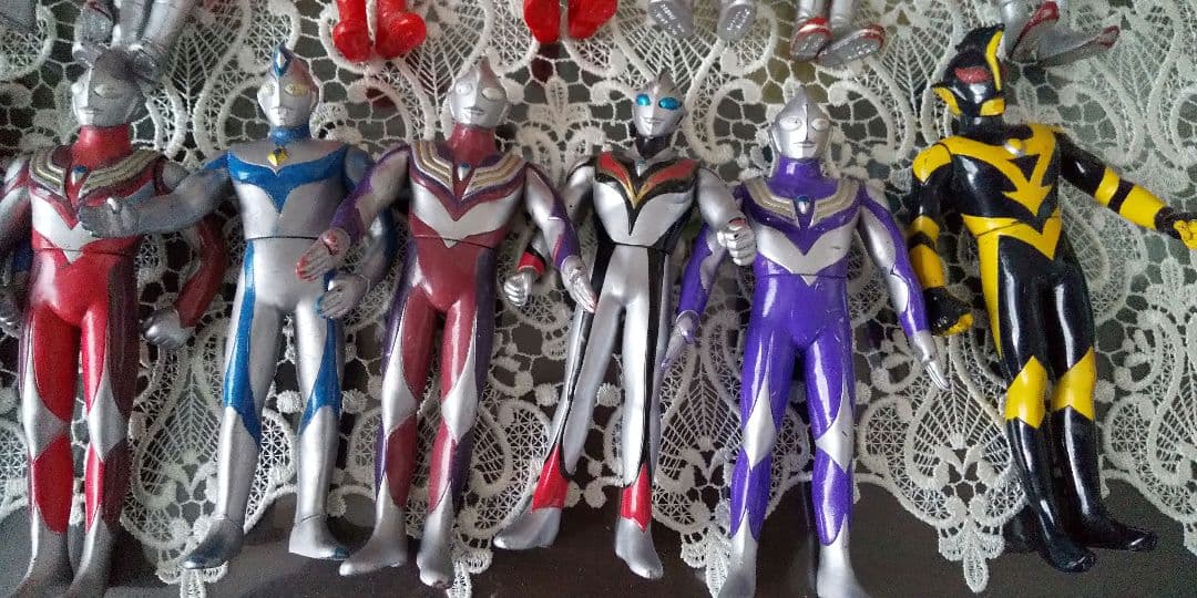 ウルトラマンソフビ 33体とオマケ難有1体