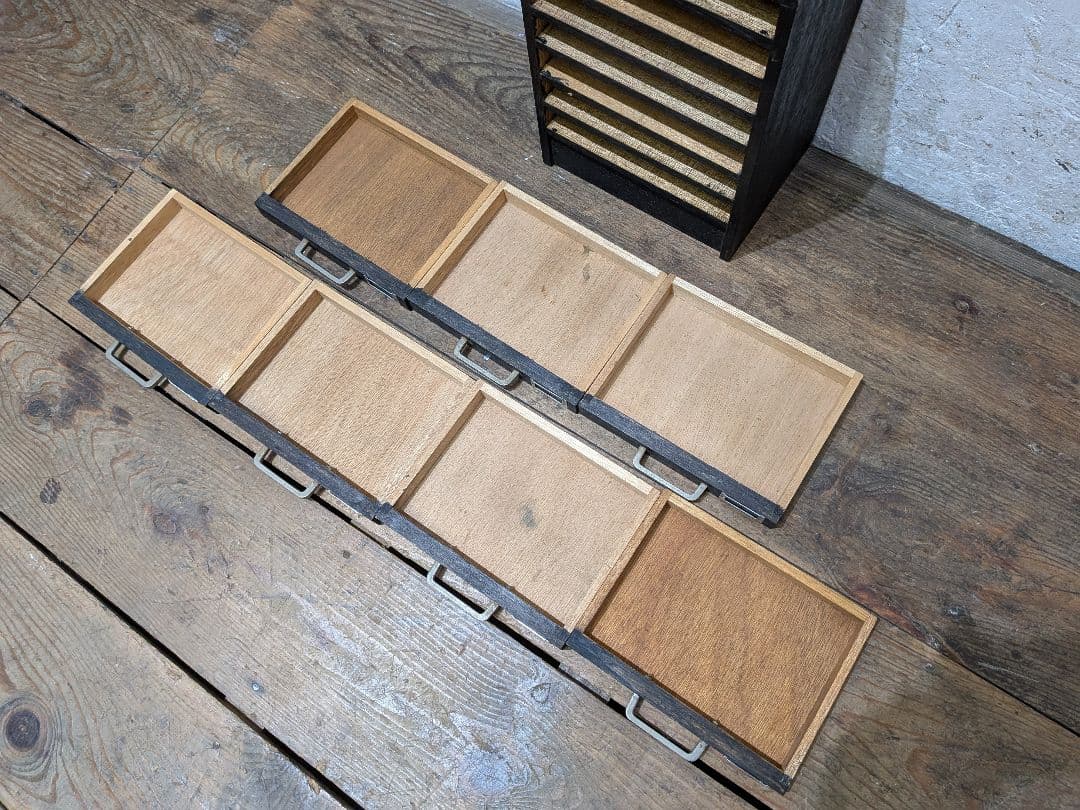 1113 ビンテージ　収納7杯　小引き出し　小物入れ　工業系　ケース　レトロ