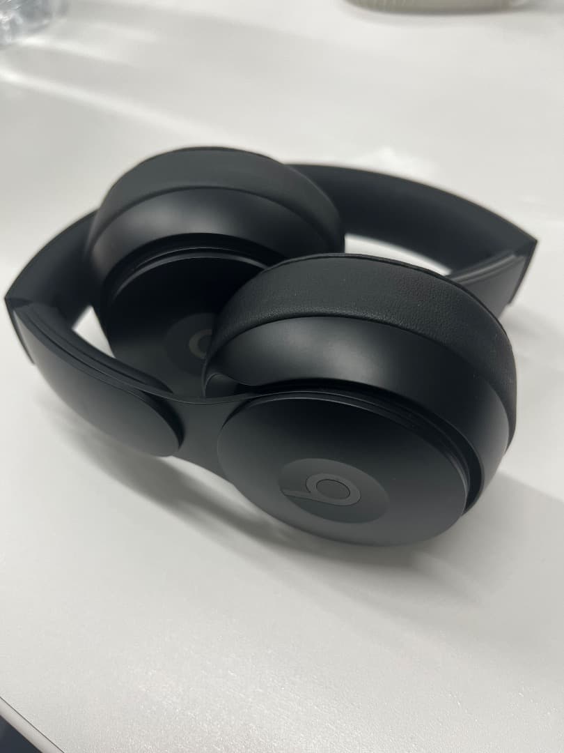 ヘッドホン beats solo pro