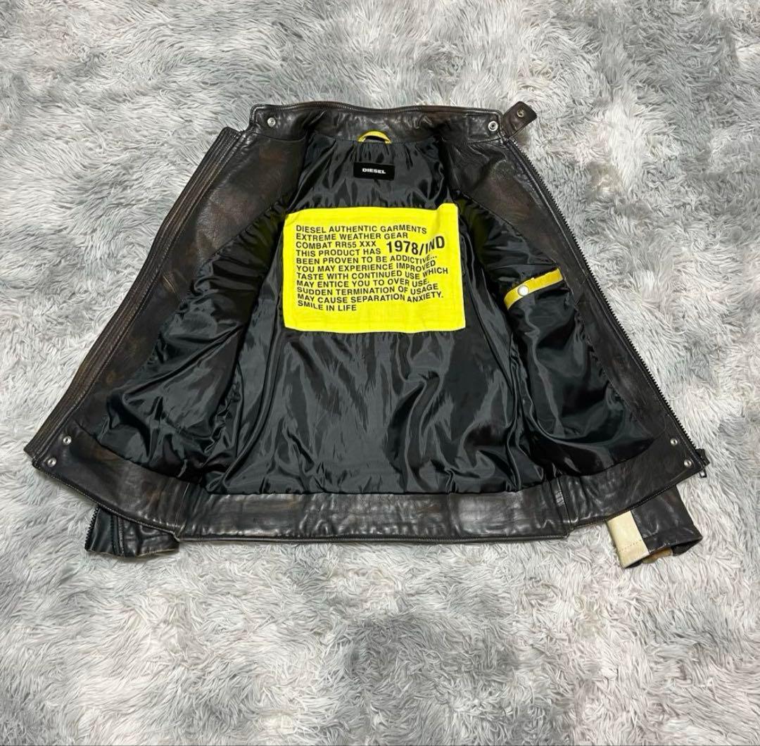 【美品】DIESEL 本革 2way マルチ〈定価137,500円〉