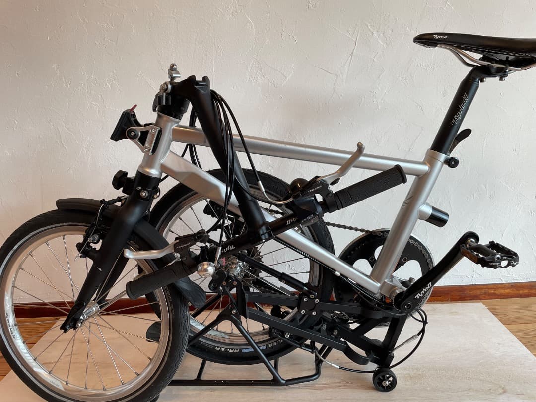 TYRELL IVE 2017年モデル 18インチ