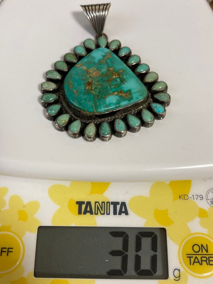 ナバホ族ターコイズペンダント A. Jakeインディアンジュエリーロンハーマン