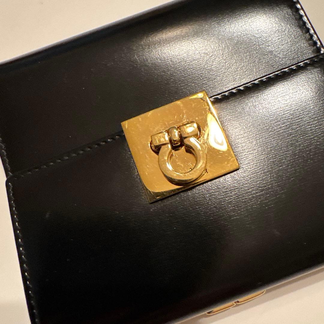 フェラガモ財布　マカロンさん