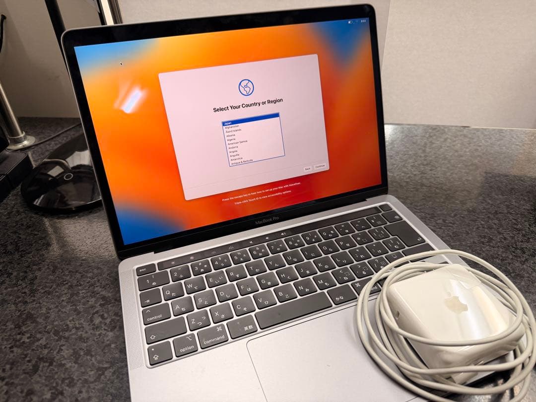 MacBook本体 MacBookPro2020 M1 13in 256GB 8GB bat100%