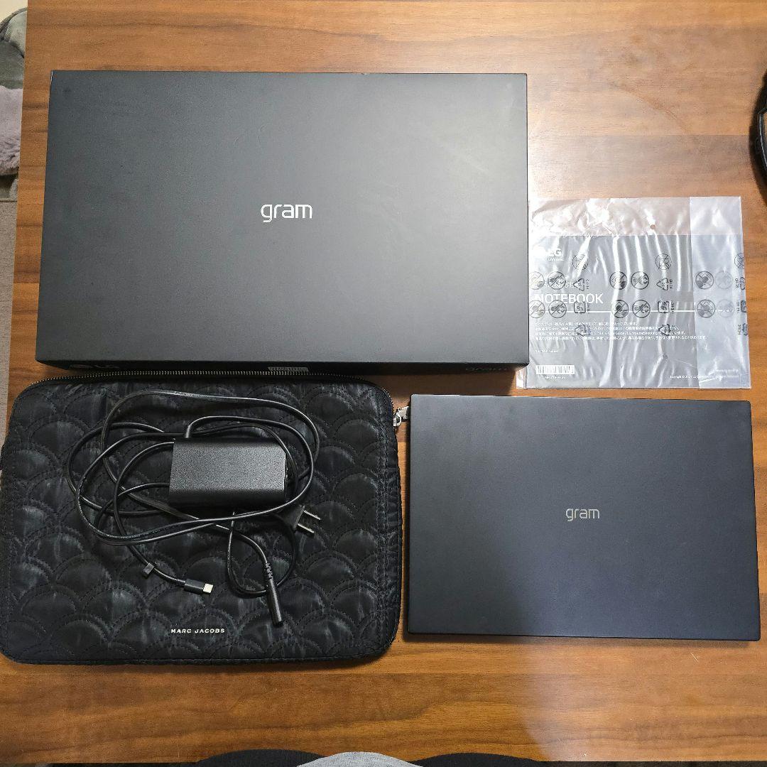 Lg ノートパソコン Gram14 インチ11世代corei5 8gb