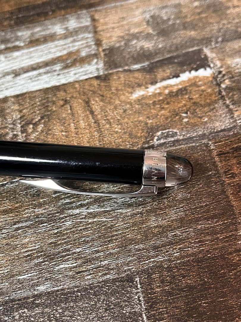 montblanc モンブランボールペンとカフスボタンセット　ダイヤ100