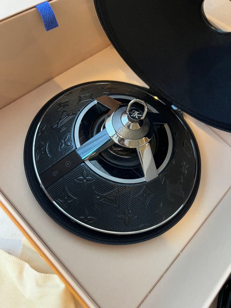 LOUIS VUITTON ルイヴィトンホライゾンライトアップスピーカー