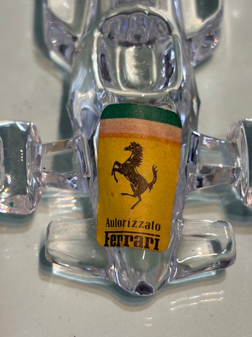 フェラーリF1レースカークリスタルガラス彫刻