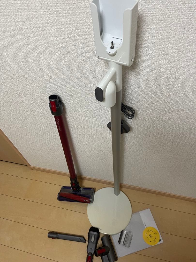 【美品】Dyson V11 Fluffy コードレス掃除機