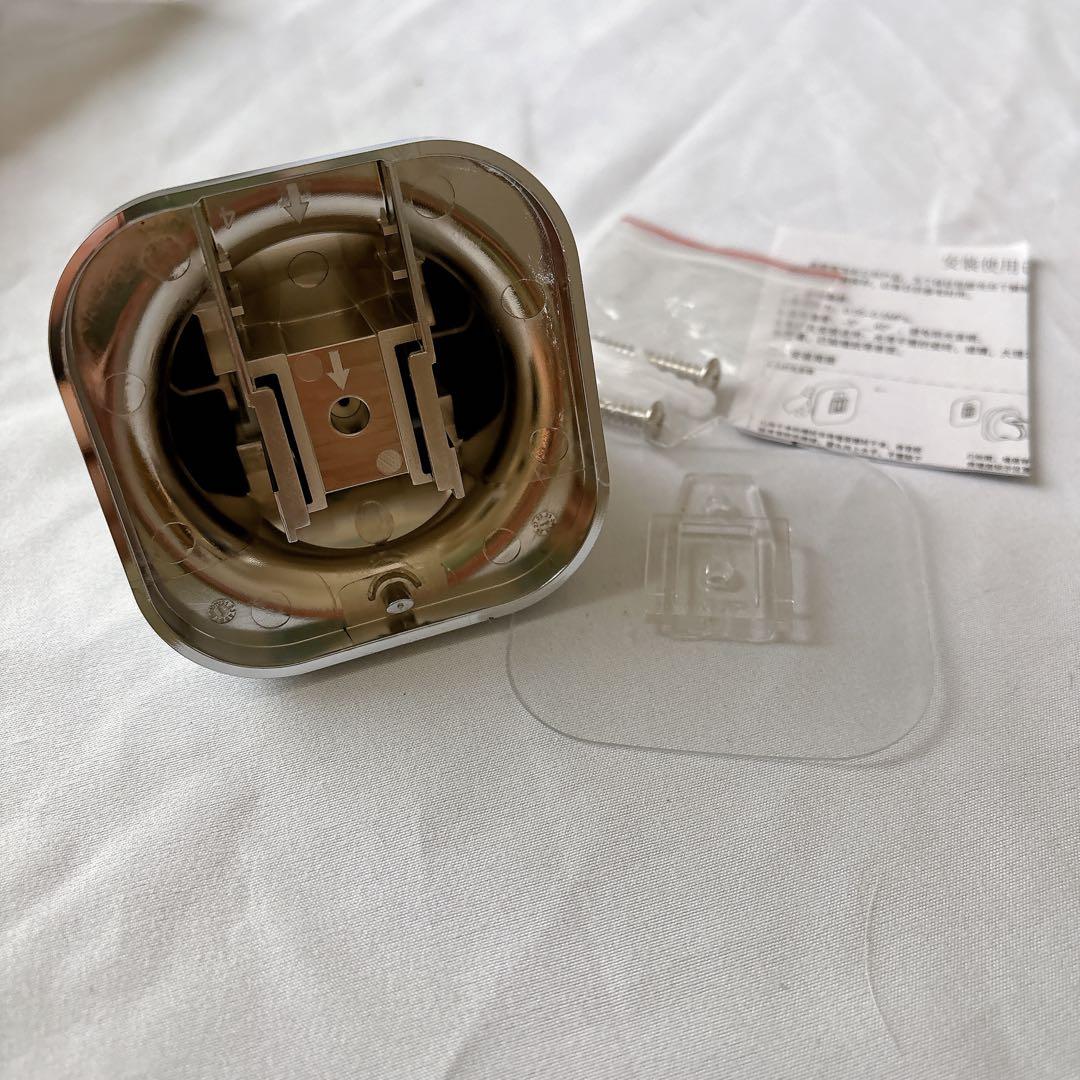 ☆シャワーフック シャワーホルダー 角度調整可能 強力粘着式 穴あけ不要