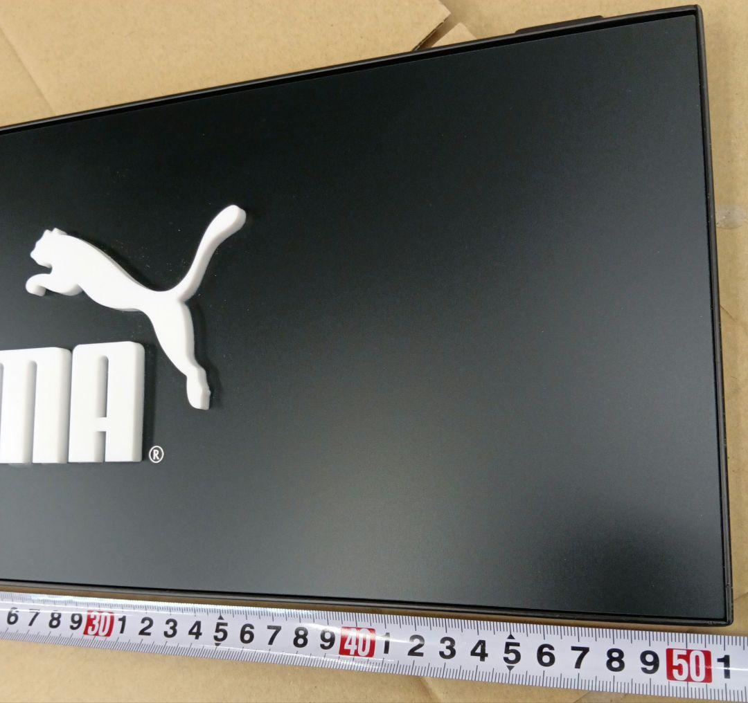 PUMA　SUBU 　広告　インテリア　宣伝　看板　プーマ