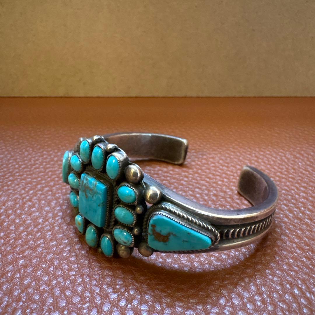 インディアンジュエリー　ナバホ族 カルヴィン　マルチネス作　ターコイズバングル