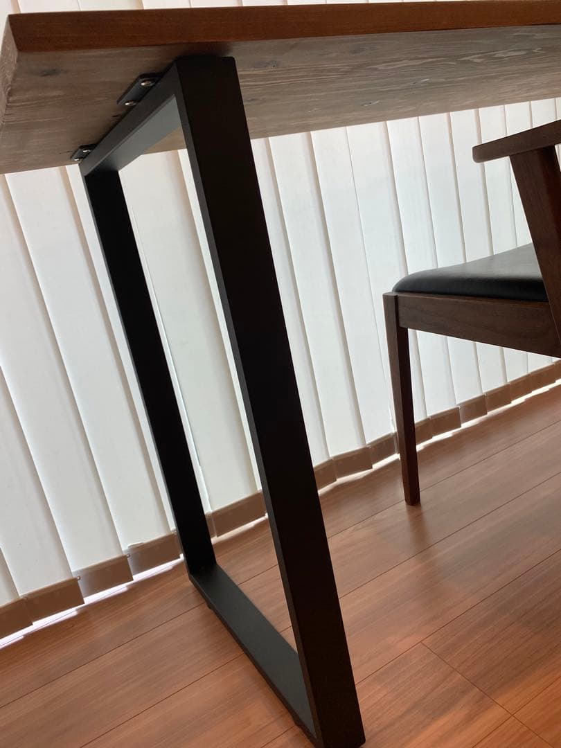 【新品★未使用】無垢材テーブル　学習机　デスク　長机　ウォールナット　アイアン