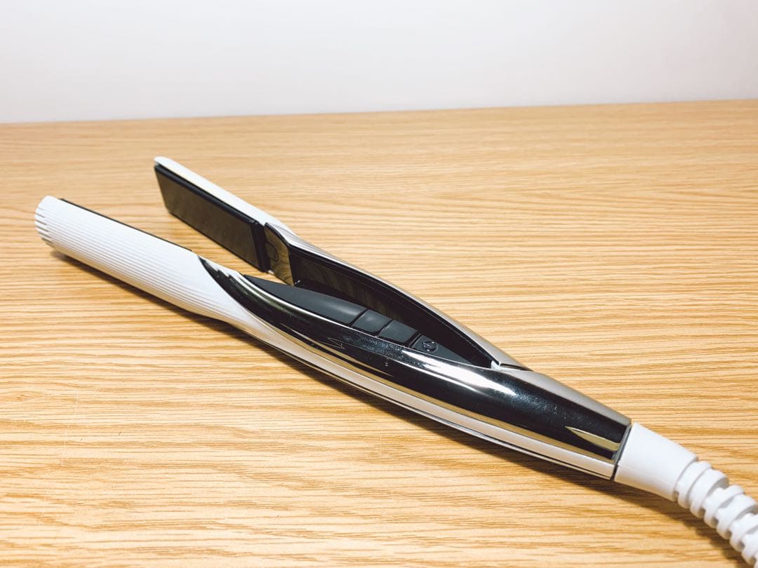 【美品✨】リファストレートアイロン