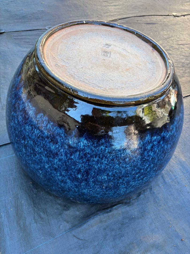 陶器　メダカ鉢・火鉢