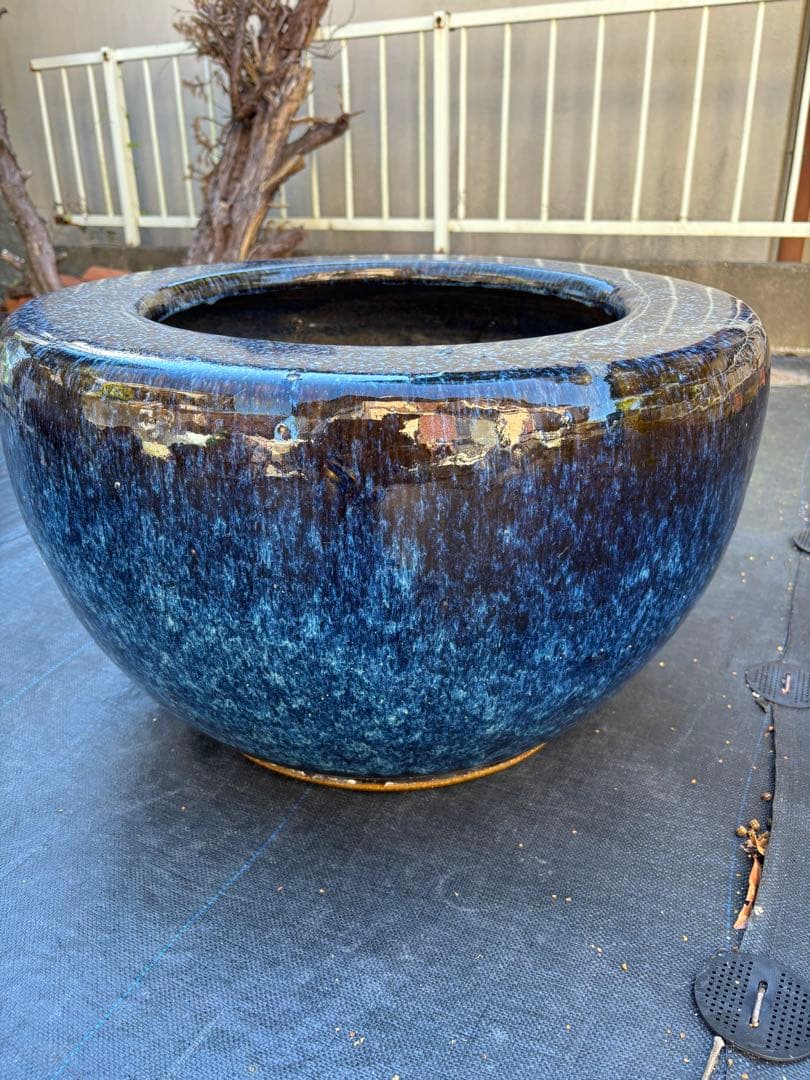 陶器　メダカ鉢・火鉢