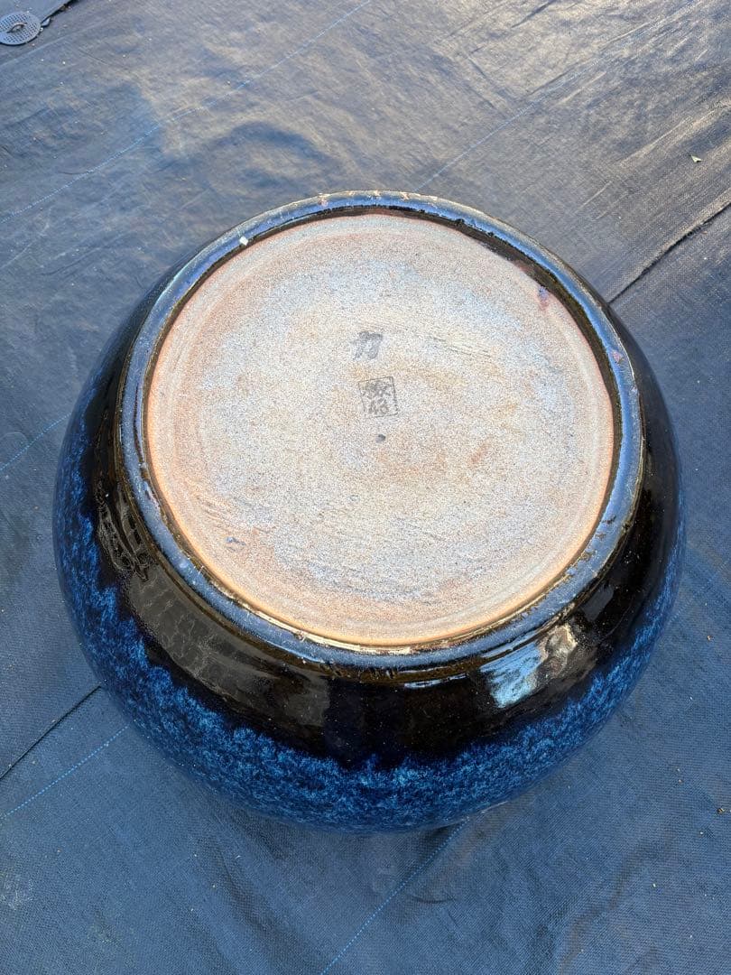 陶器　メダカ鉢・火鉢