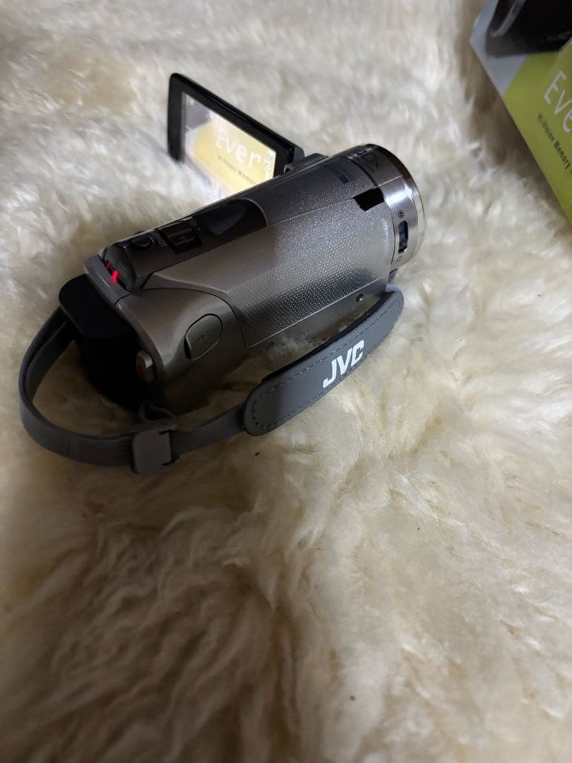 ★JVC　Everio　ハイビジョン デジタルビデオカメラ】★保管美品★