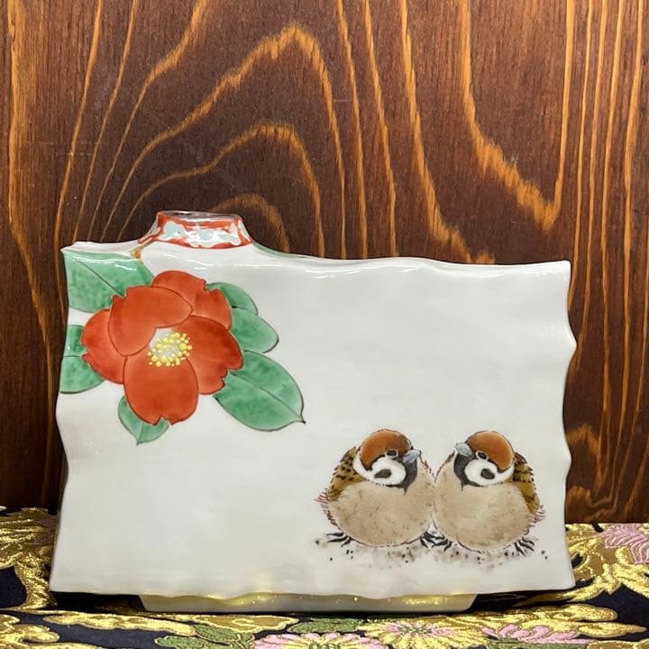 【九谷焼】花瓶 置物 中村陶志人 椿に雀 中村としと