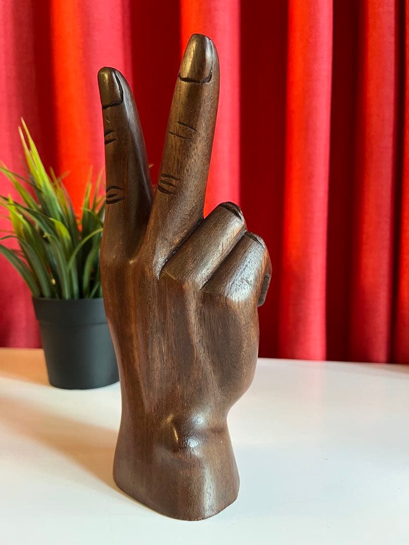 ヴィンテージ　木製　ハンド　ピースサイン　70'sアメリカ　彫刻　手　オブジェ