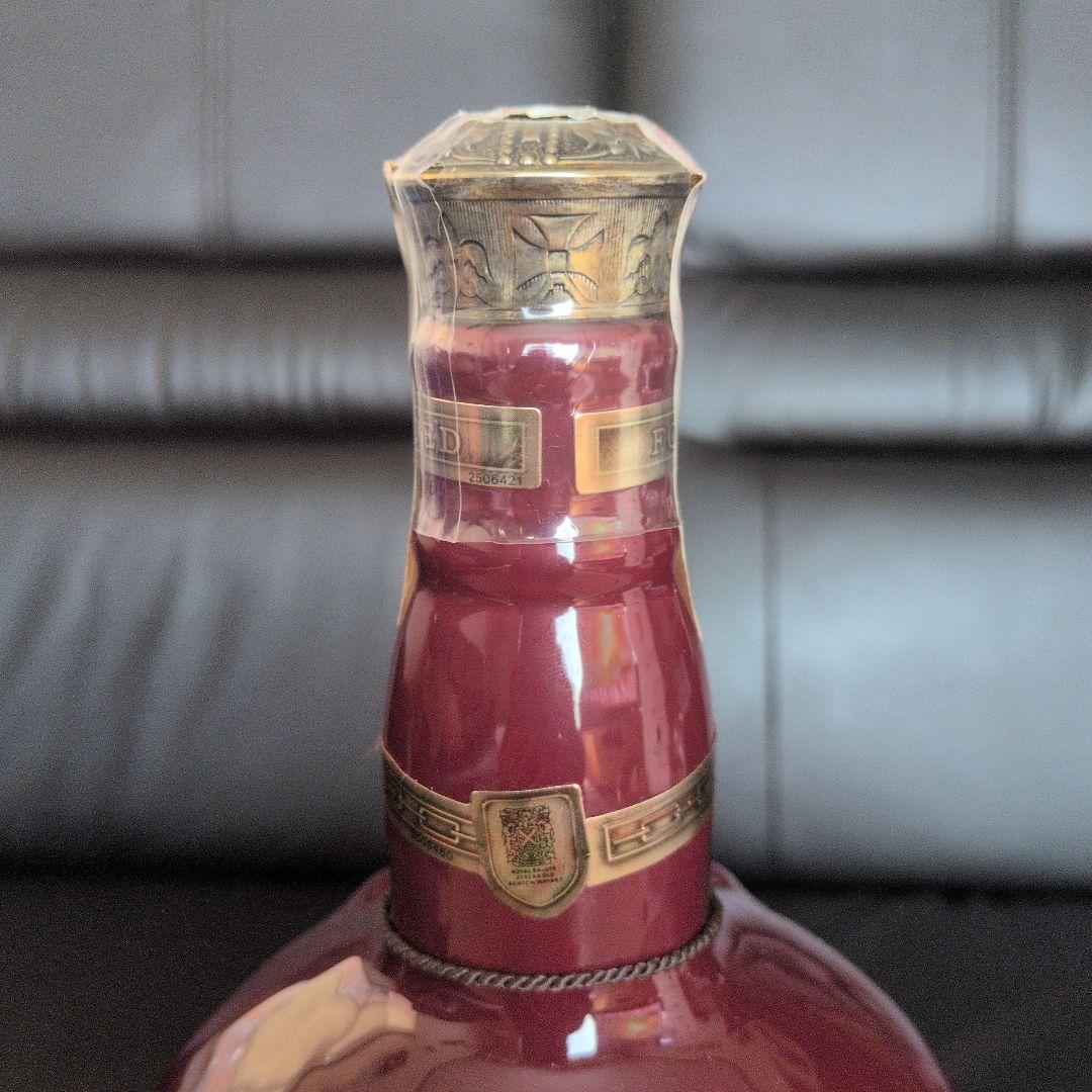  Salute 21年 ブレンデッドスコッチウイスキー　赤陶器ボトル