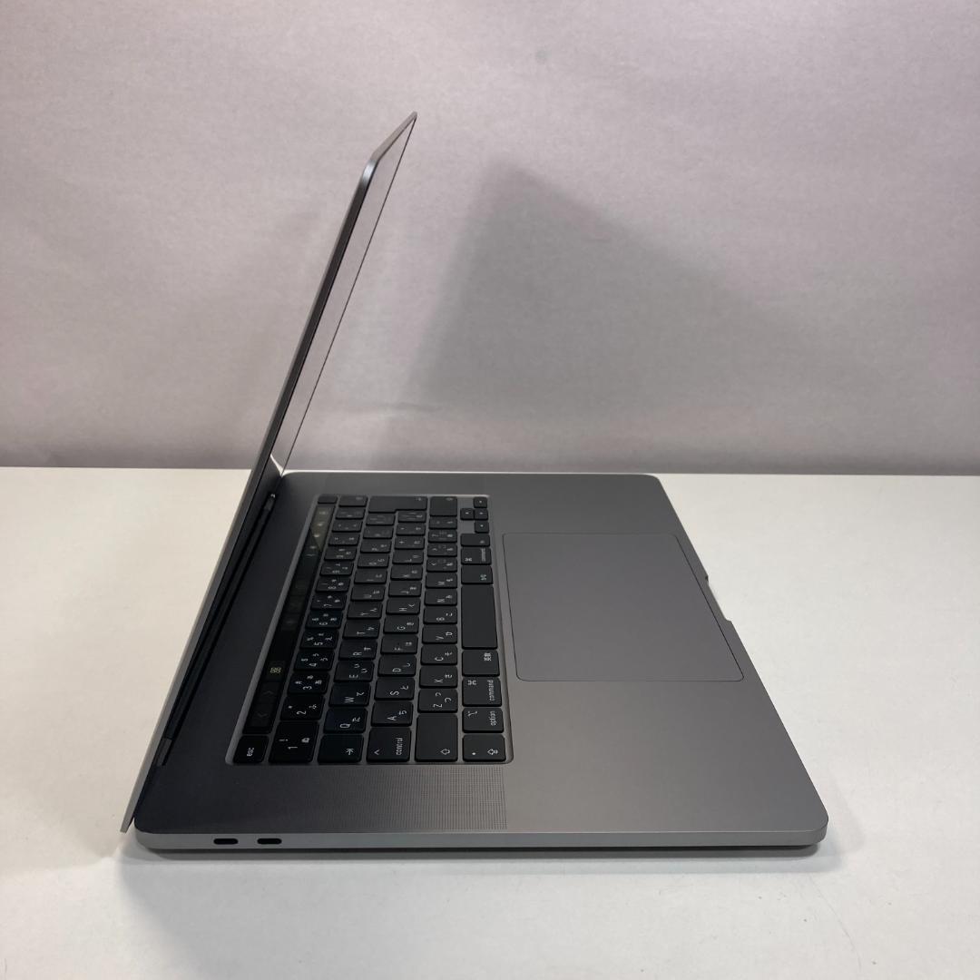 Apple MacBook Pro Core i9 ノートパソコン （B7）