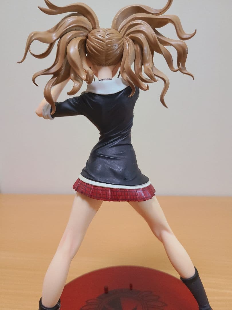超高校級のフィギュア01 江ノ島盾子