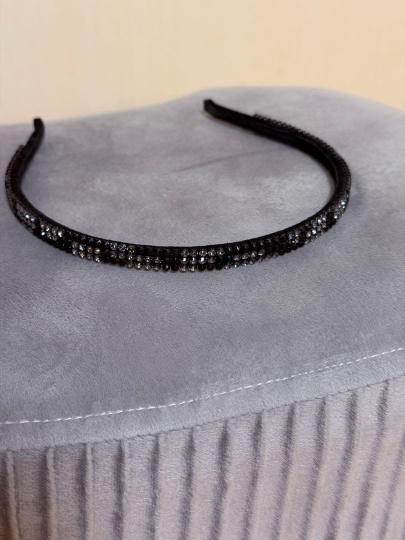 acca スワロフスキー オードリー カチューシャ