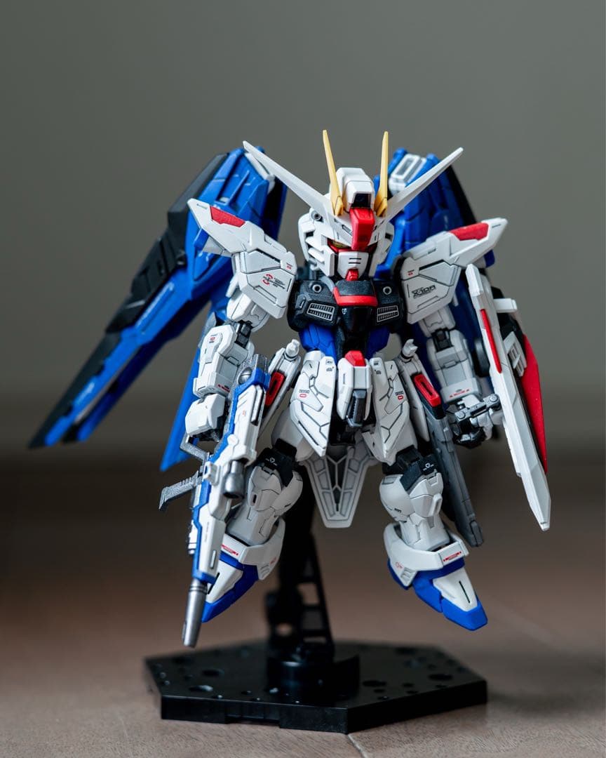 MGSD フリーダムガンダム 塗装済 完成品