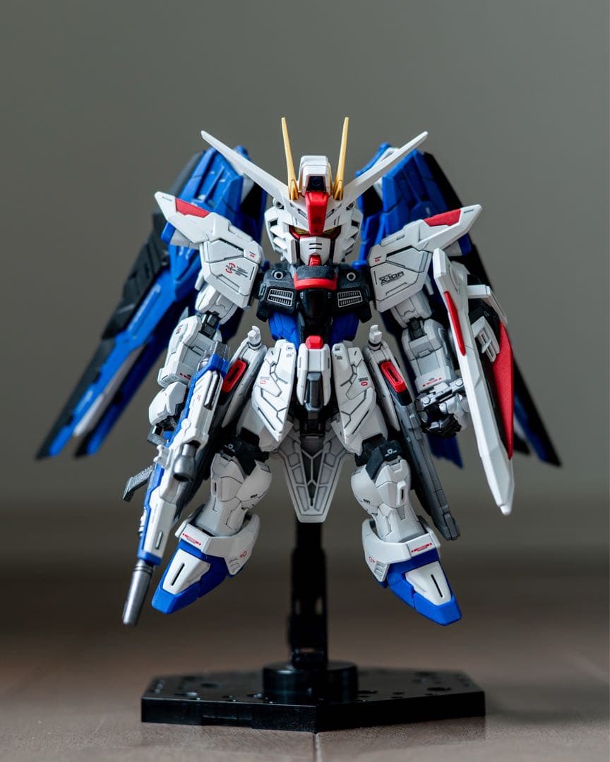 MGSD フリーダムガンダム 塗装済 完成品