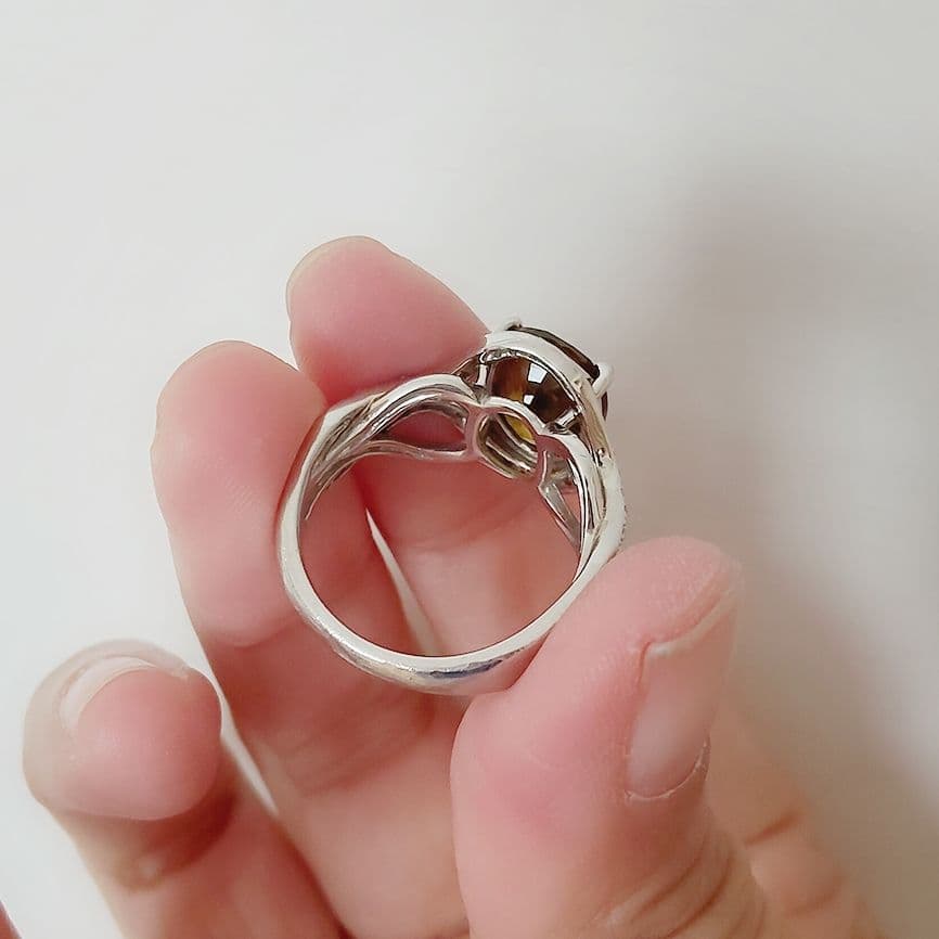 スフェーン3.25ctダイヤpt900リング12.5号