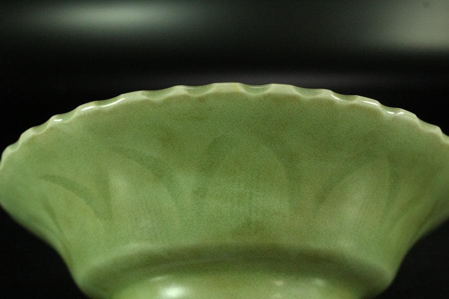 中国美術 青磁 吉字 皿(K-A722)