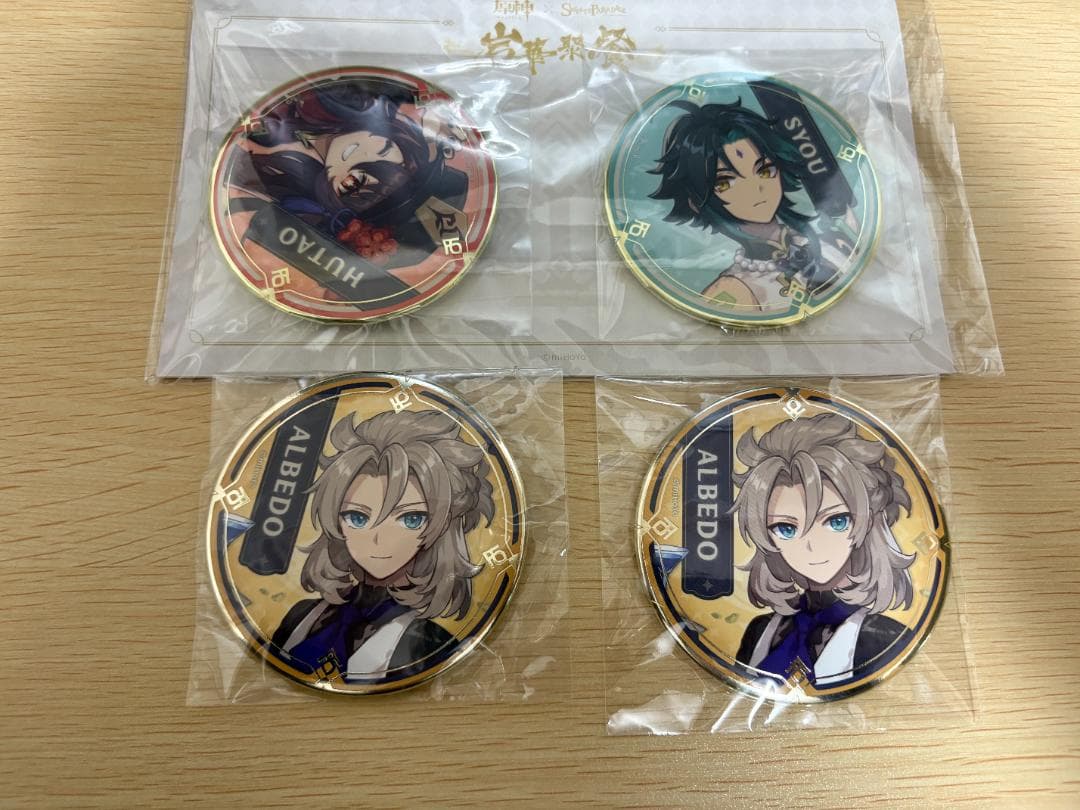 原神 スイパラ 缶バッジ アルベド、胡桃、魈