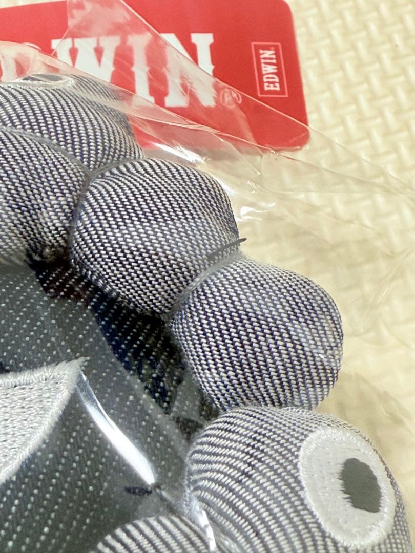 EXPO 2025 黒 ミャクミャク フェイス EDWIN キーホルダー