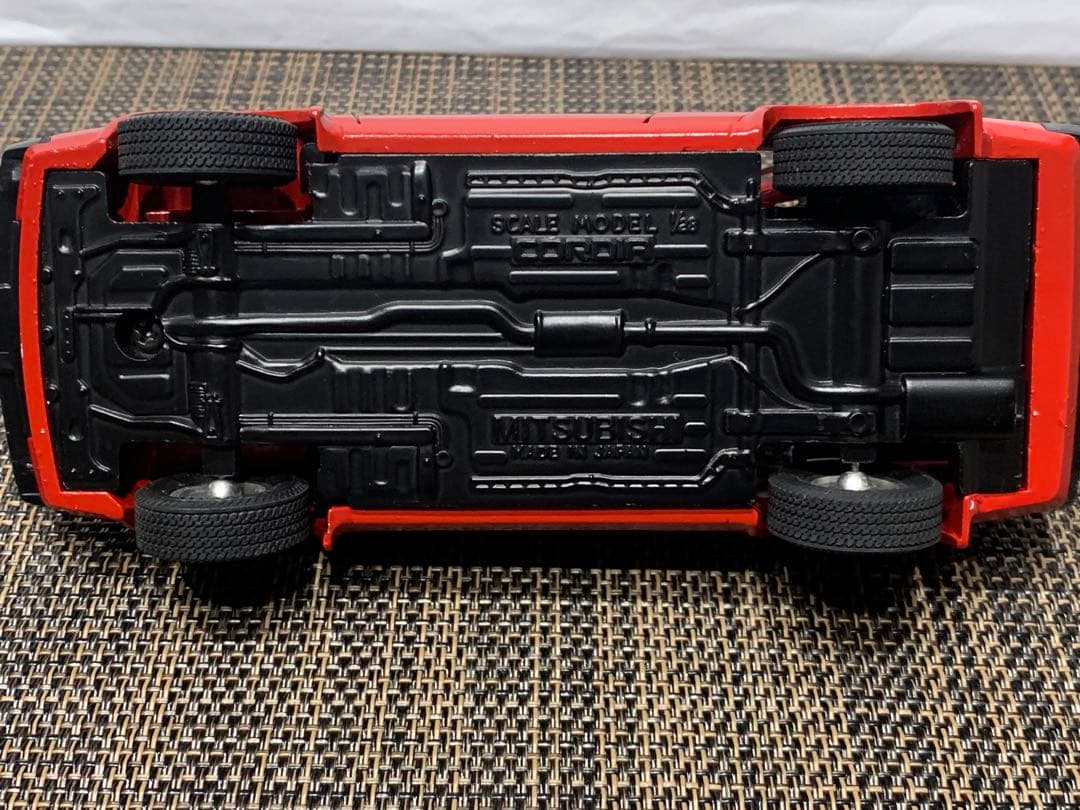 三菱自動車 CORDIA‐XG ミニチュアカー