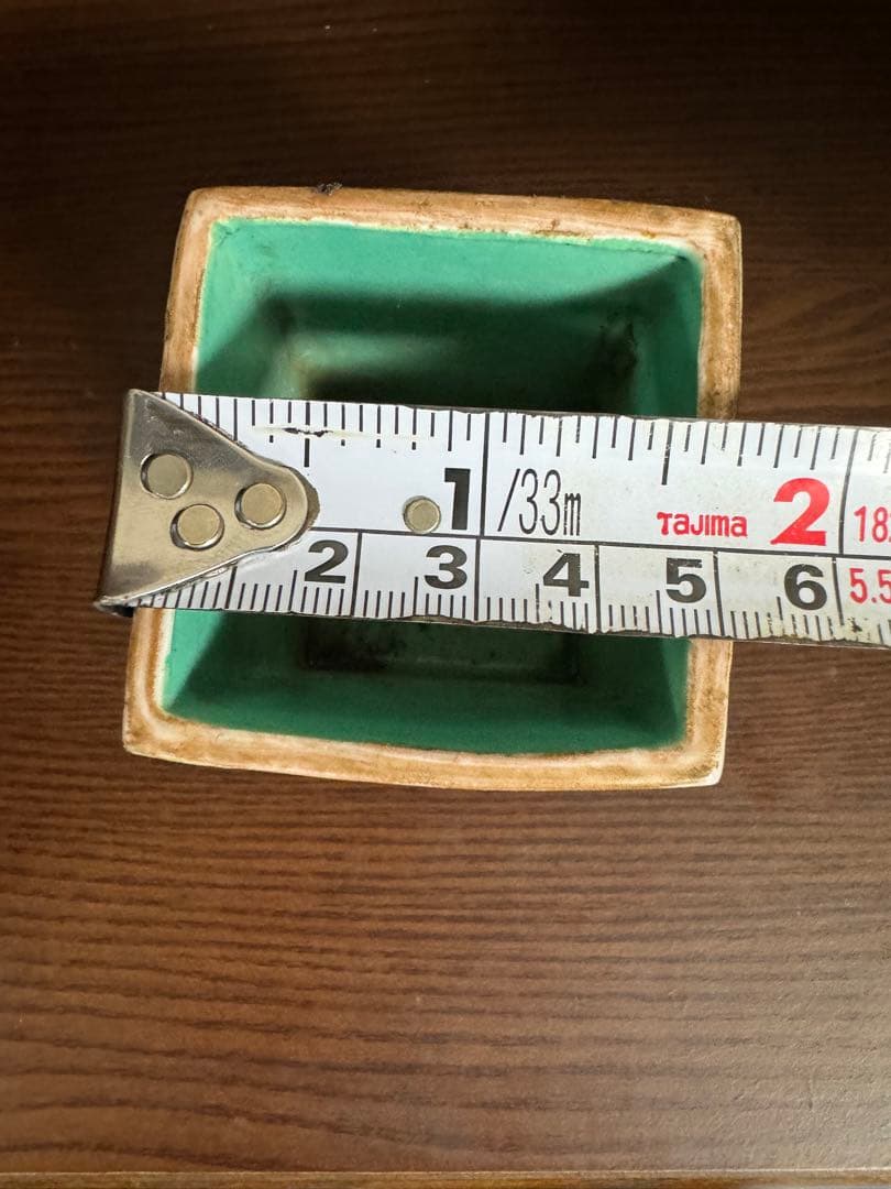 中国骨董　大清乾隆年製　在銘　粉彩　琺瑯彩　筆立て　人物物語絵付け(N-18)