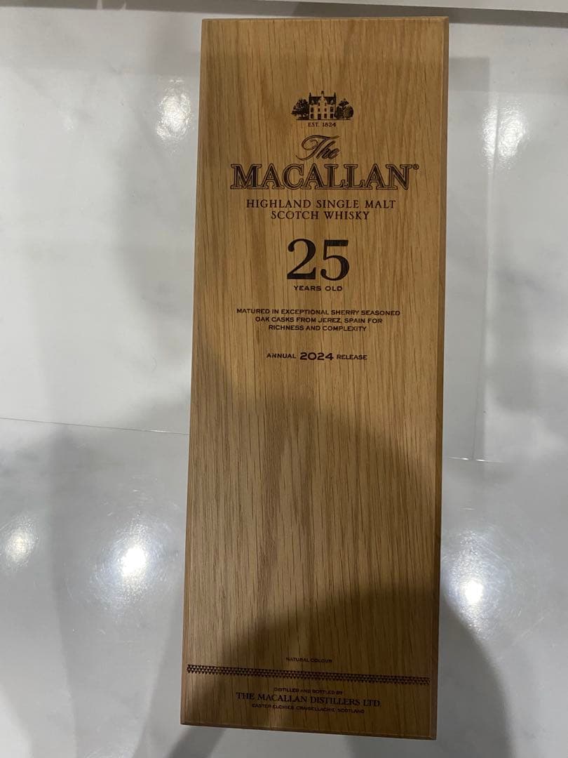 The Macallan 25年 シングルモルトウイスキー 700ml