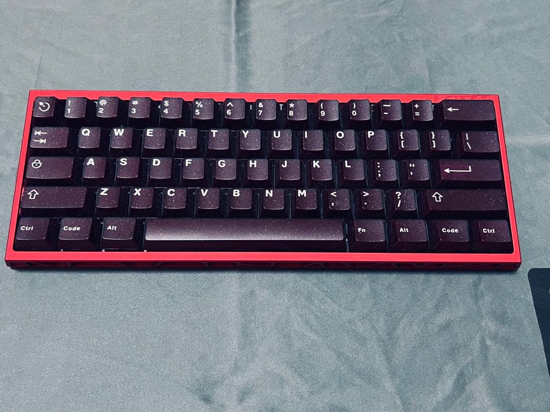 キーボード KBDFans Holy60 Case Anodized Red