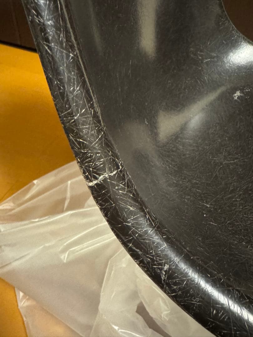 G*8様 Herman Miller イームズ シェルチェア 黒 FRP ヴィン