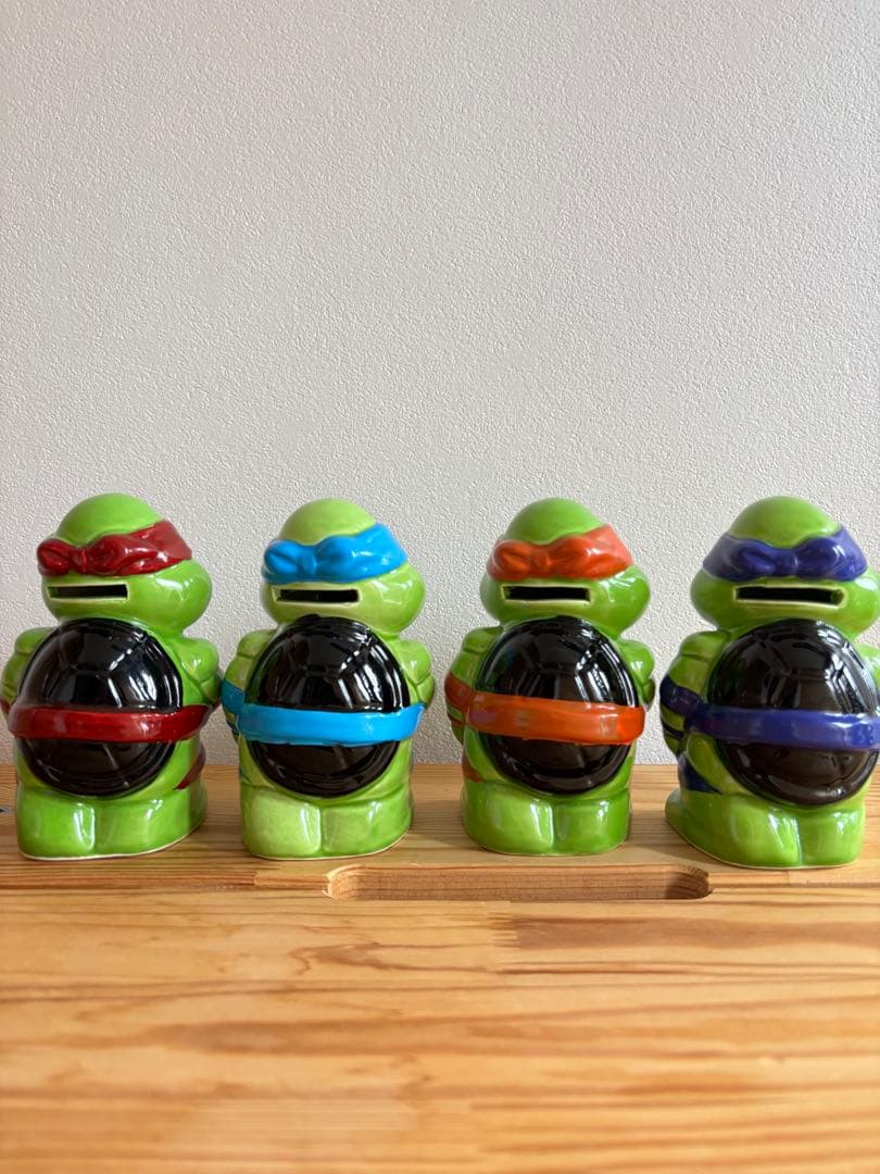 ミュータント・タートルズ 陶器貯金箱 4体セット