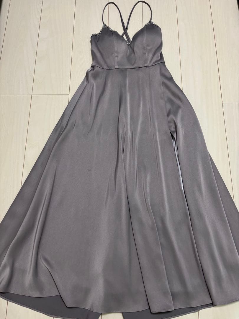 DEAディア ビジュー スリット サテン キャミ ミディアムドレス キャバドレス