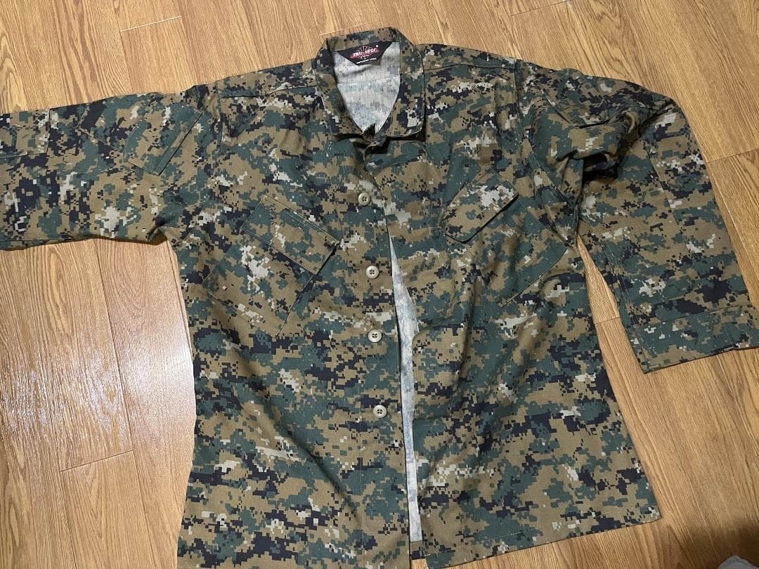 上下ミリタリー迷彩服【TRU-SPEC】サバゲー用デジタルカモ（ベルト付き）