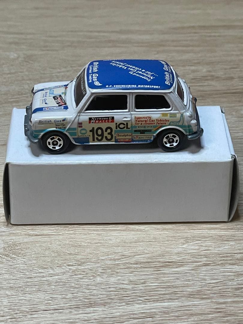 トミカF8BLMCミニクーパーSマークⅢ トラフィック特注BG #193