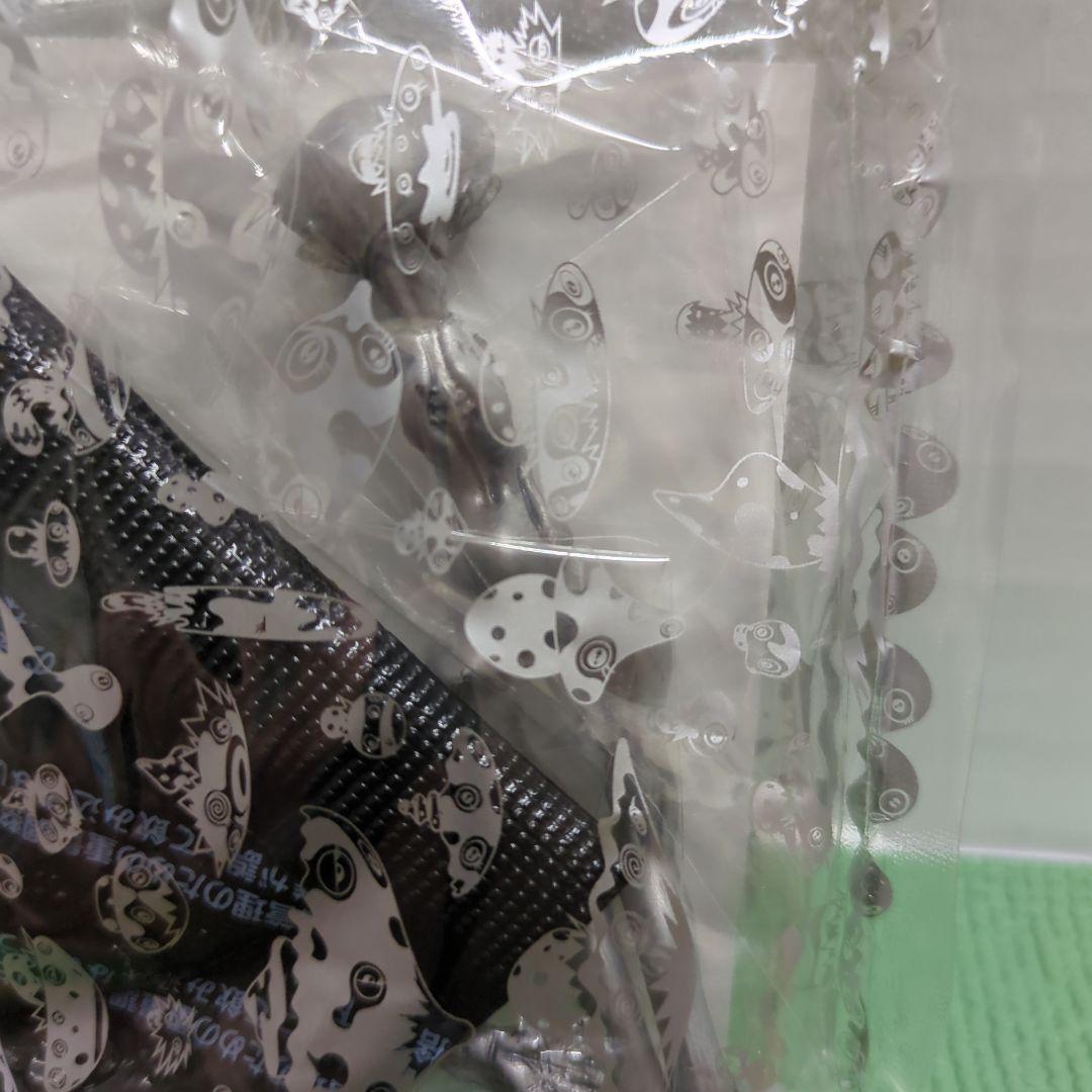 村上隆のスーパーフラットミュージアム ロサンゼルスエディション 9個。