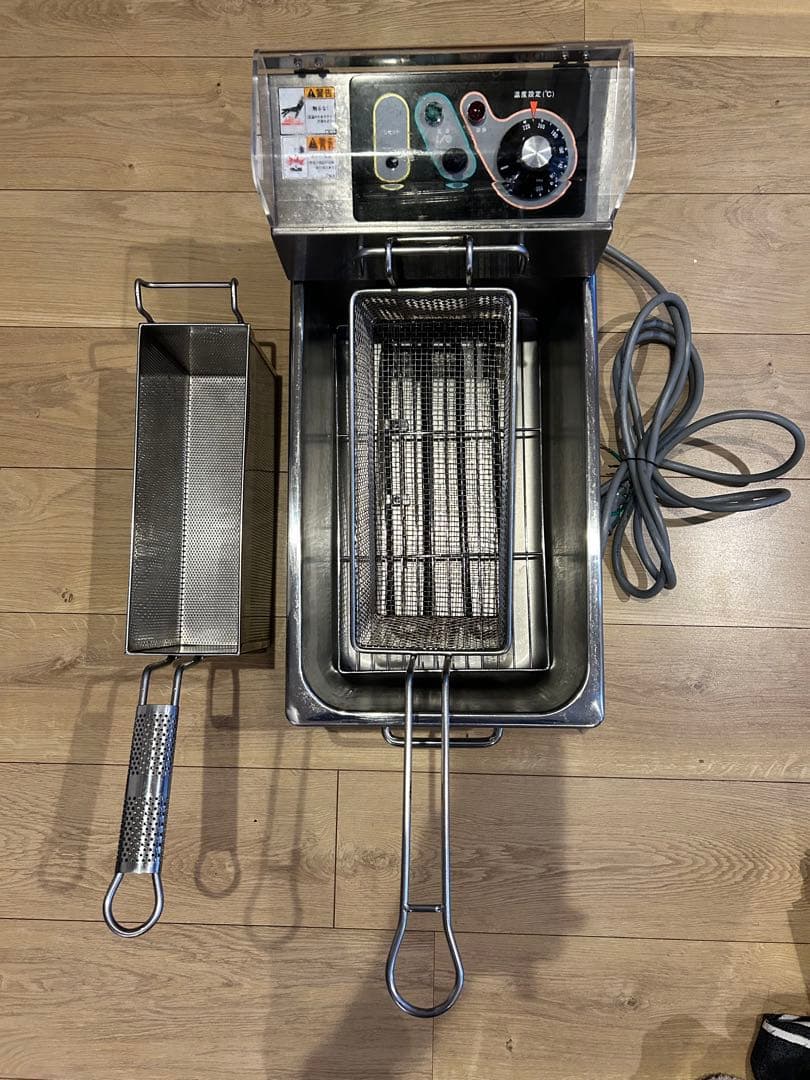 24年製マルゼン卓上電気フライヤー ステンレス製 温度調整可能[中古]