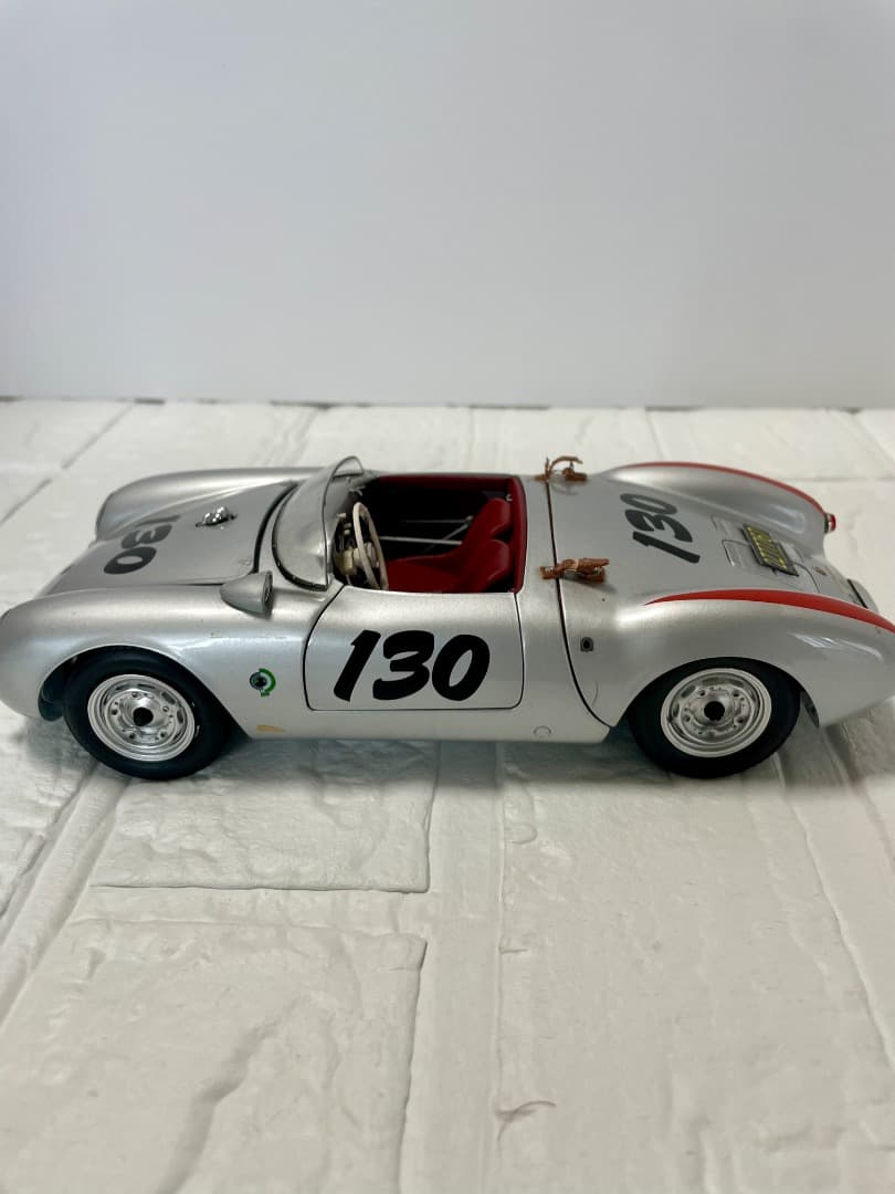 Porsche 550 A Spyder 1/18 ジェームスディーン限定品