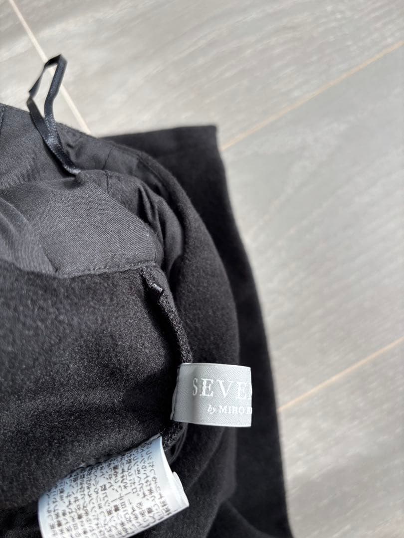 【seventen ハイウエストフレアキュロットSサイズ ブラック】