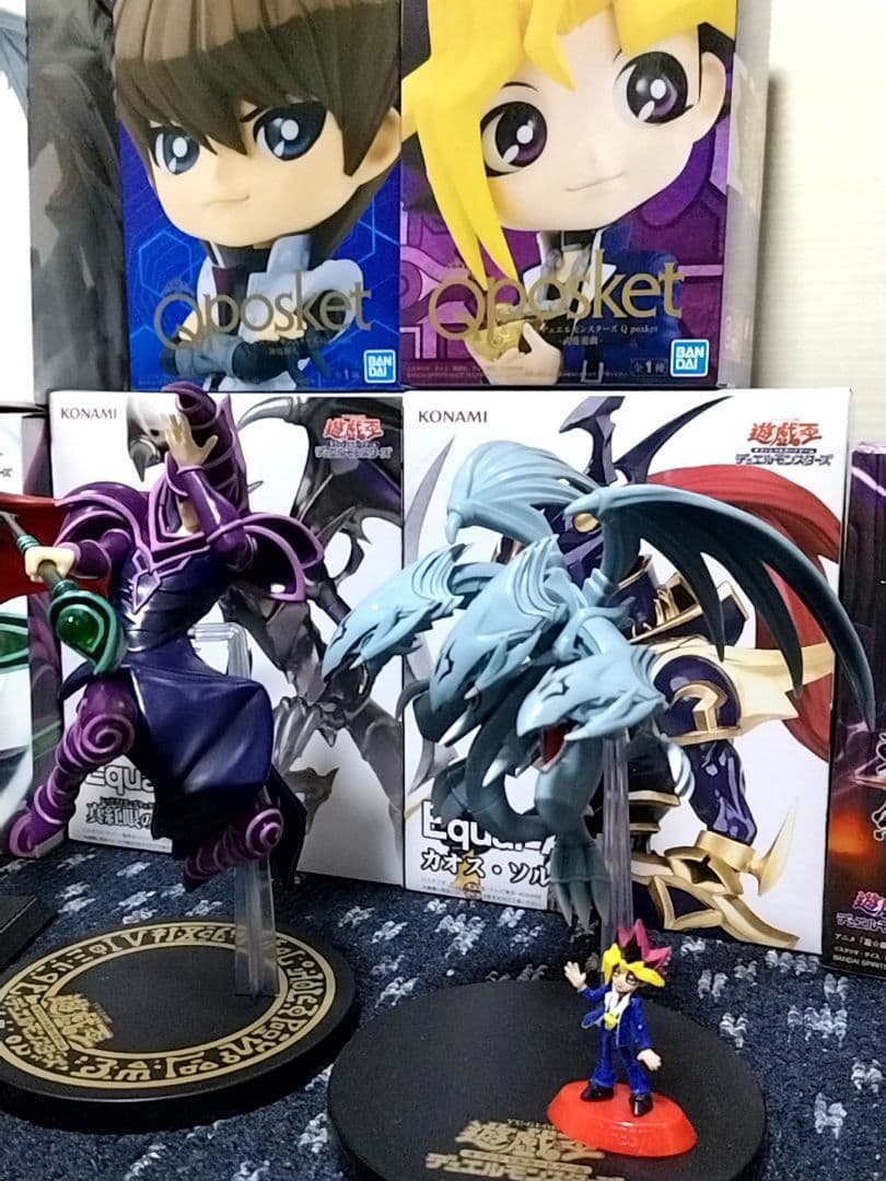 遊戯王　フィギュア　８体セット