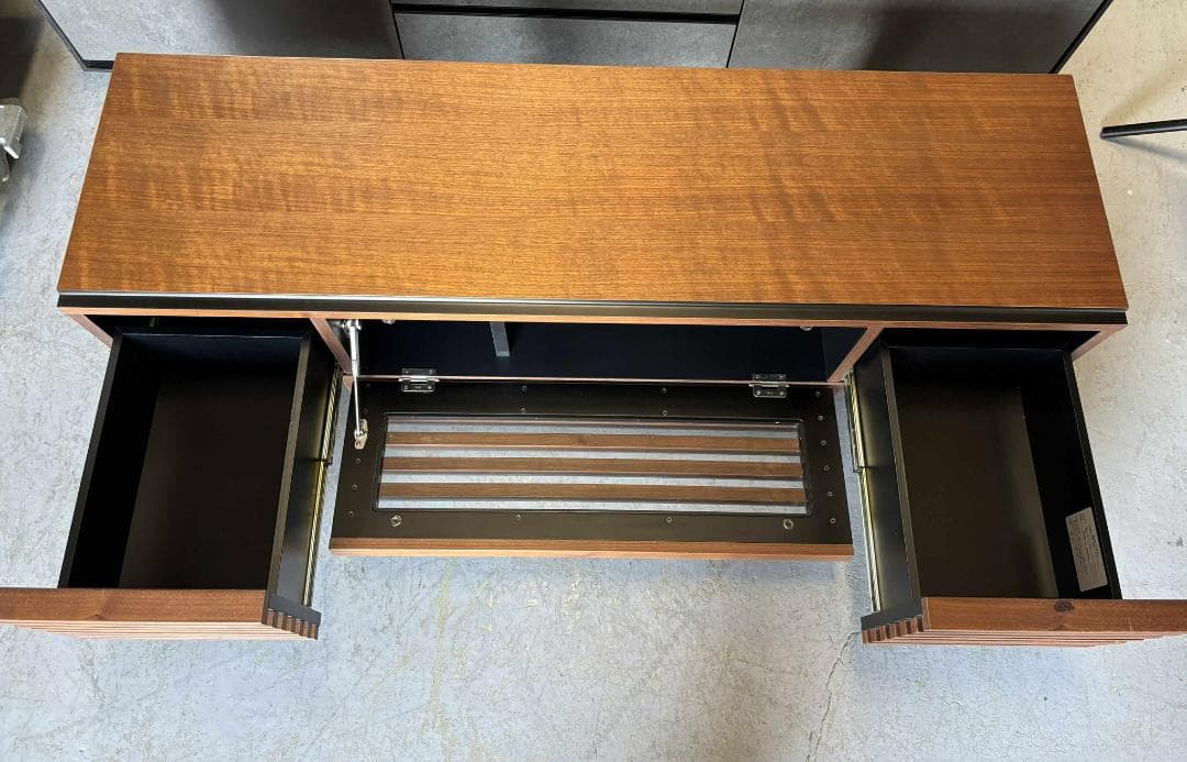 rin.rin.31 高級感 シギヤマ ローボード、テレビ台 ブラウン