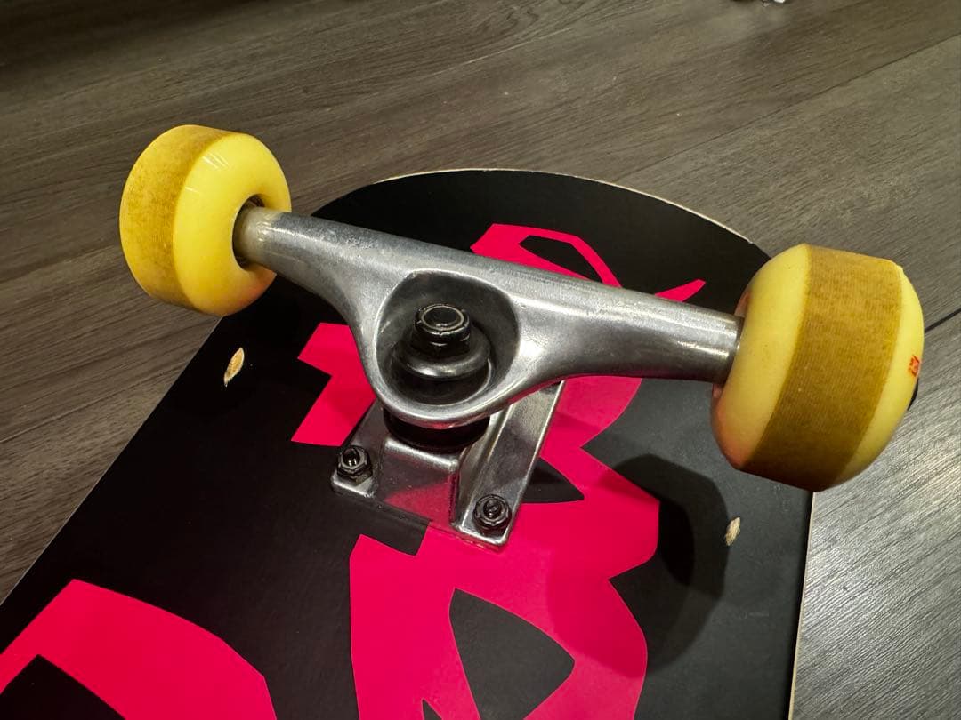 【はページ】chocolate コンプリート スケートボード